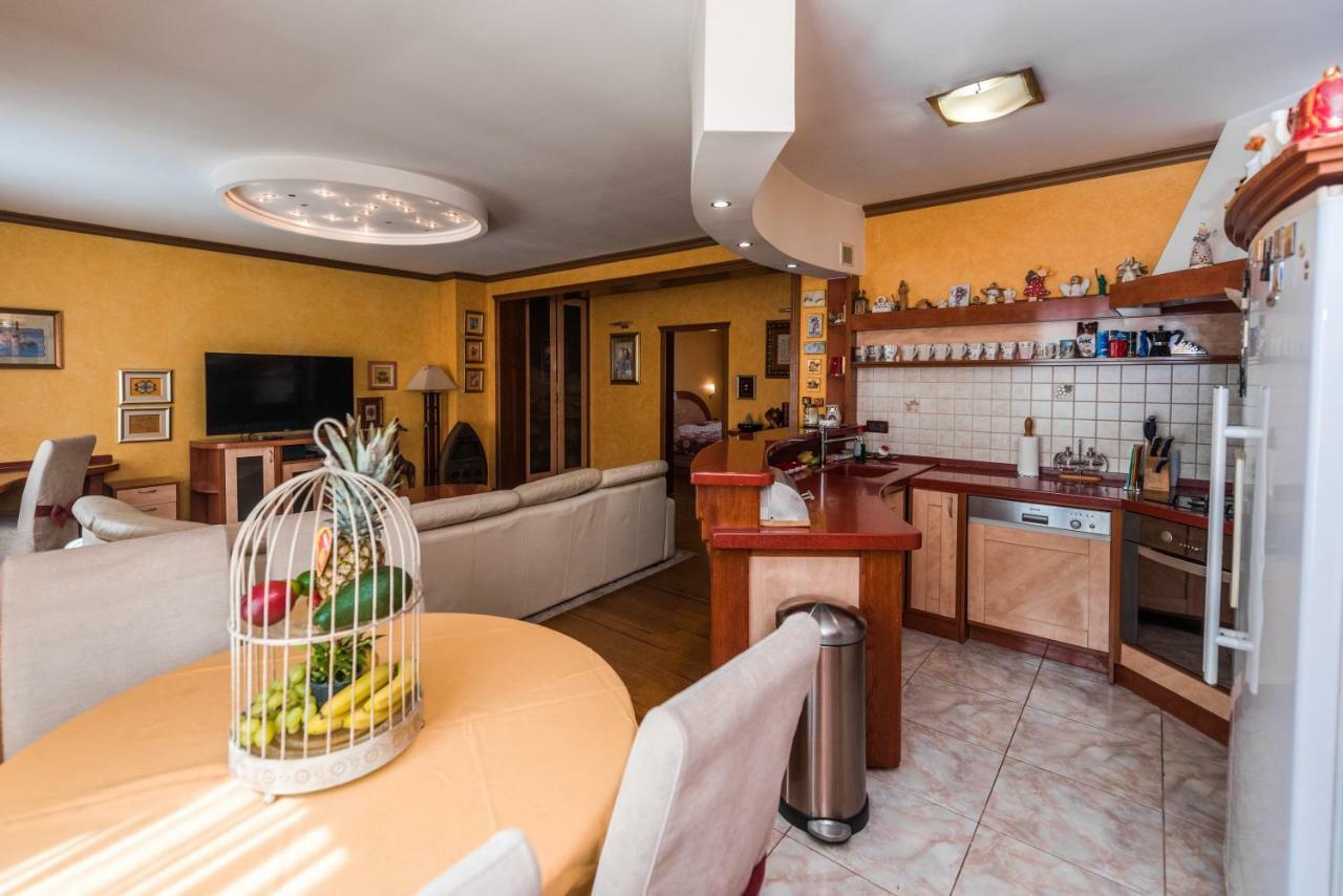 Apartment Keti Novalja Buitenkant foto